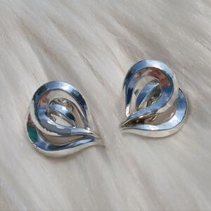 Vintage Screwback Earrings Silver Tone Clip-on Fashion Jewelry Retro Heart